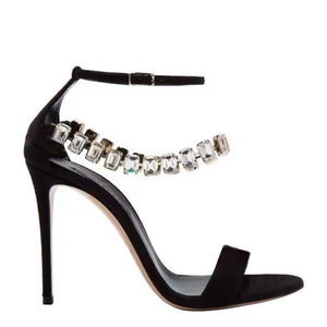 shoe chain